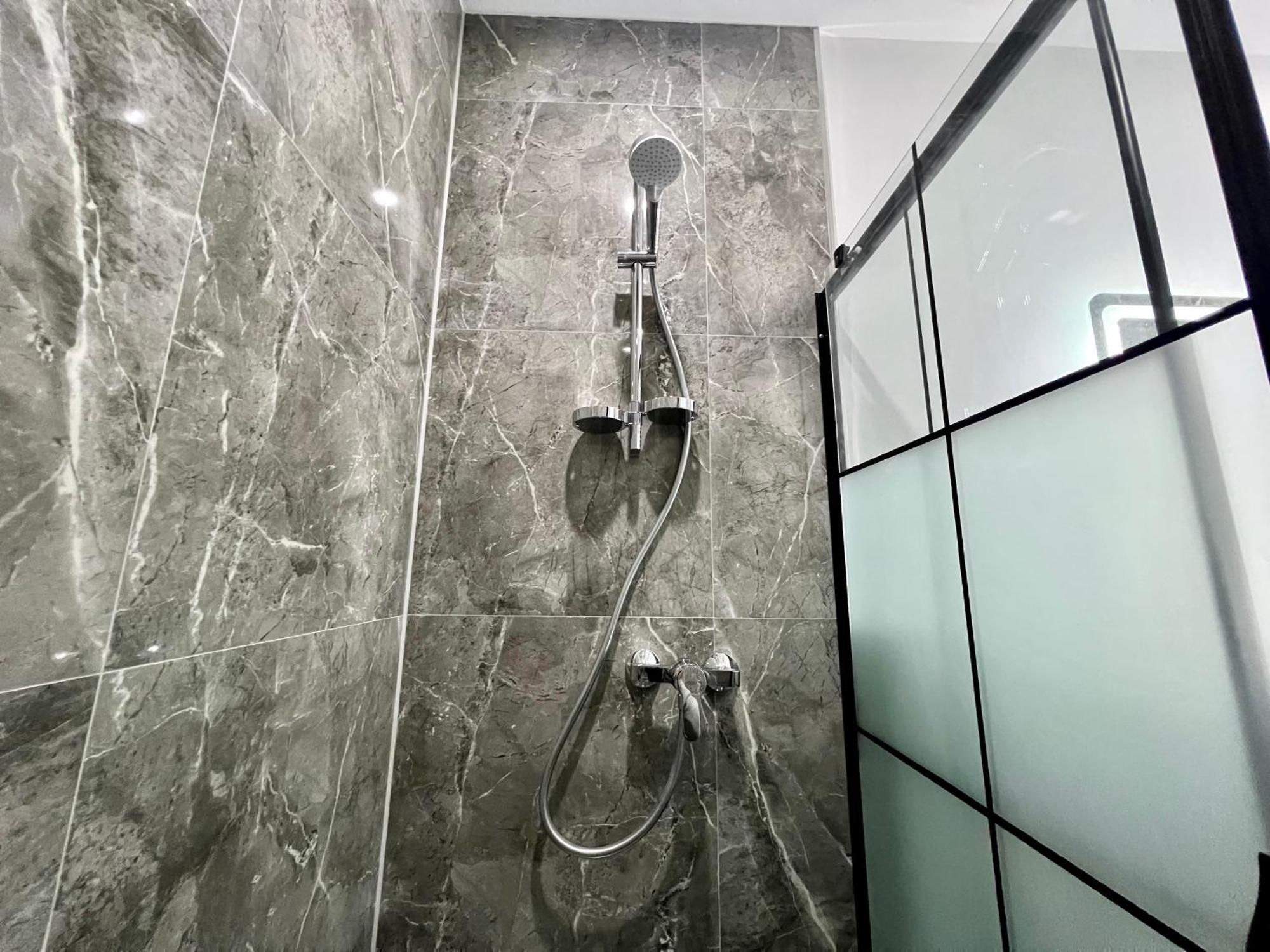 Durmaz Hotel Hannover Ngoại thất bức ảnh