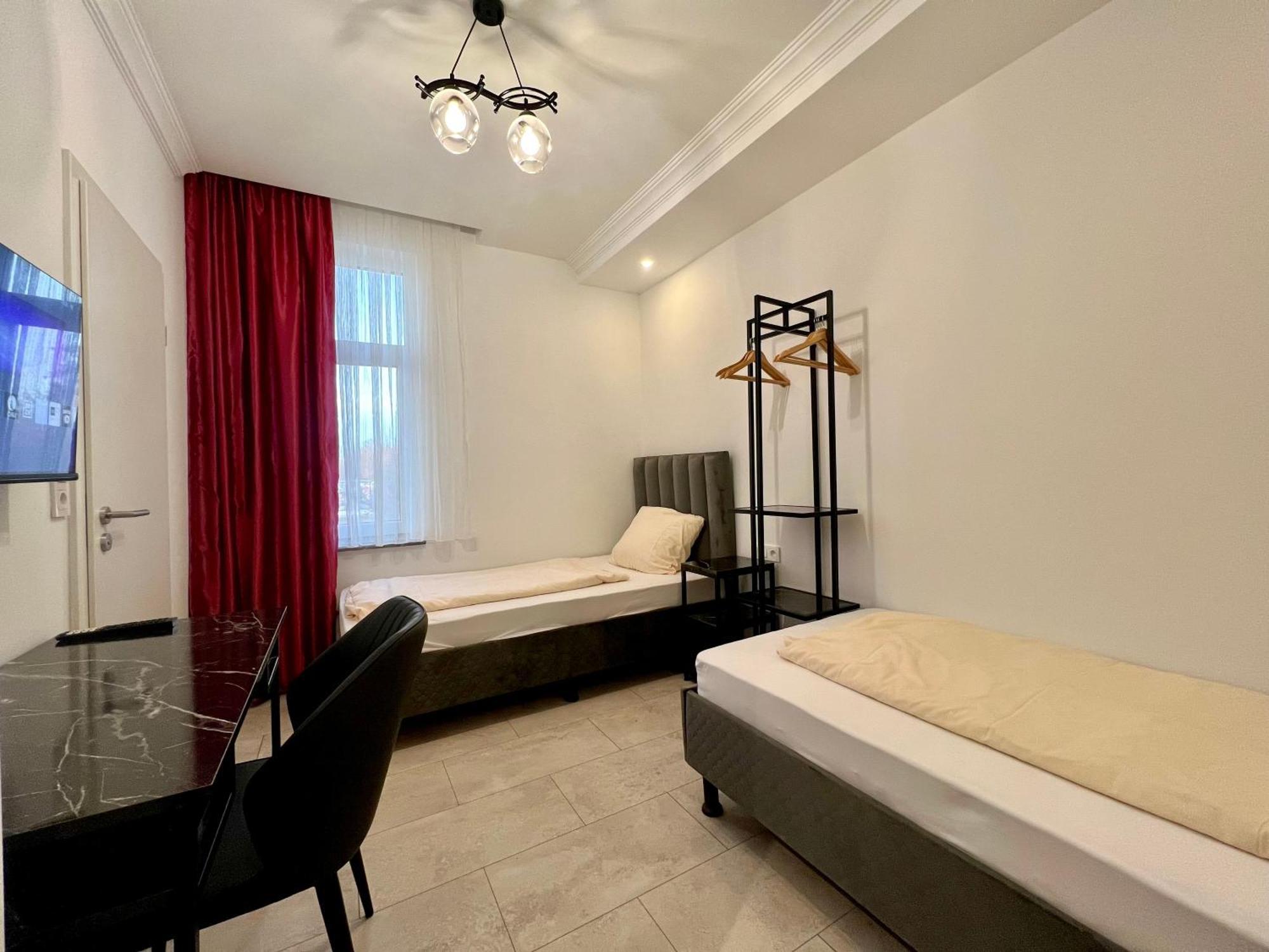 Durmaz Hotel Hannover Ngoại thất bức ảnh